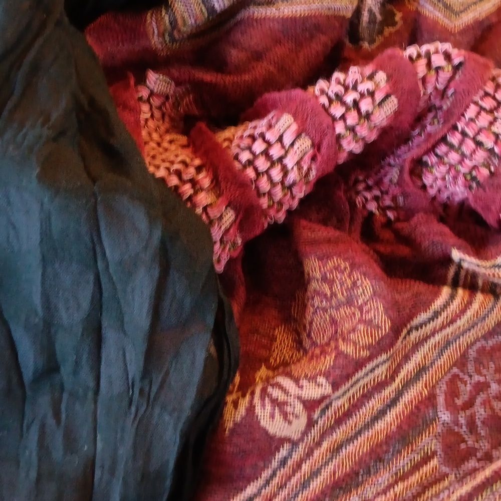 TWO Dark Scarves - Picture 8 of 8